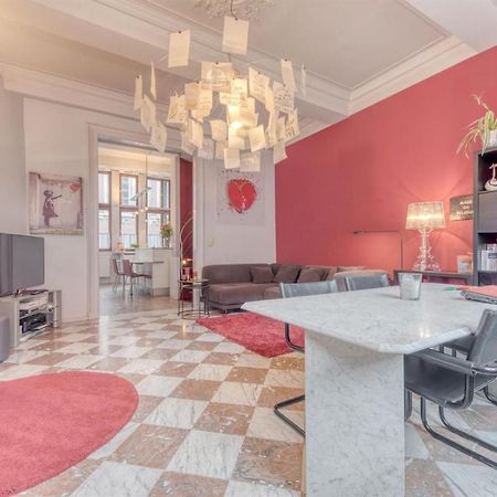 Duplex 2 Chambres Situe Au Centre Du Coeur Historique De Liège Dış mekan fotoğraf