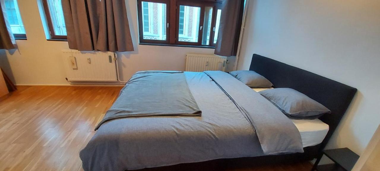 Duplex 2 Chambres Situe Au Centre Du Coeur Historique De Liège Dış mekan fotoğraf