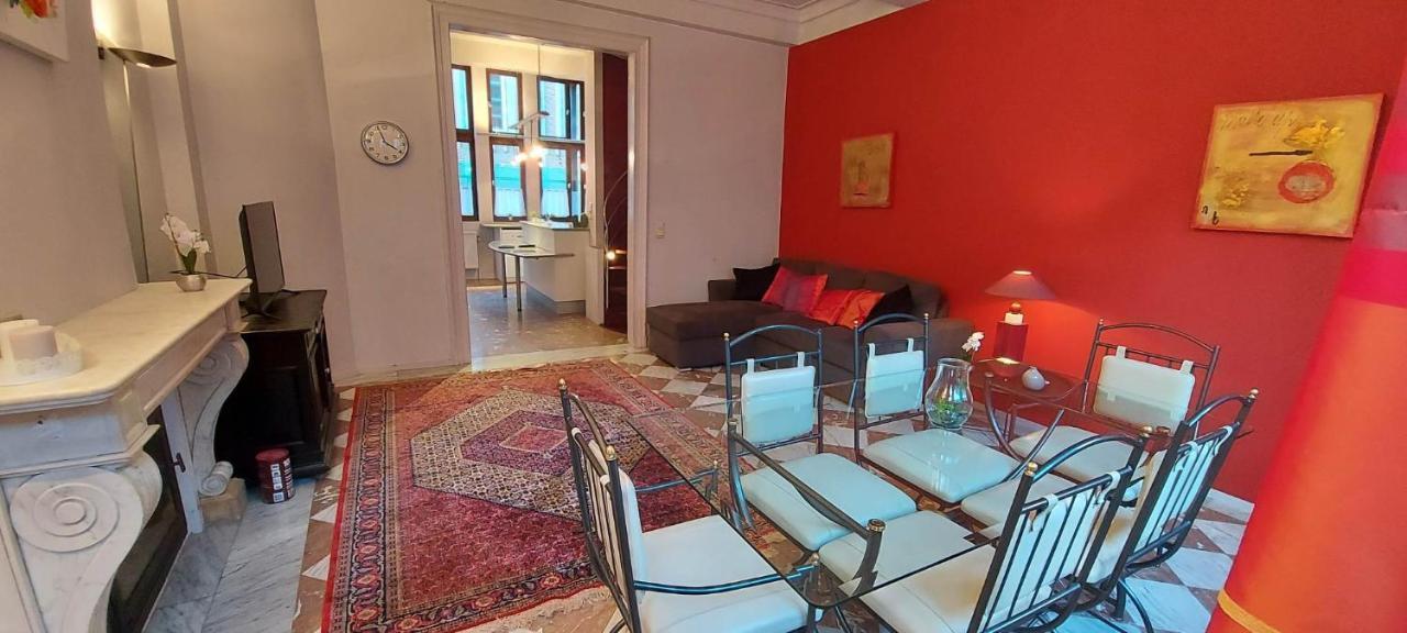 Duplex 2 Chambres Situe Au Centre Du Coeur Historique De Liège Dış mekan fotoğraf